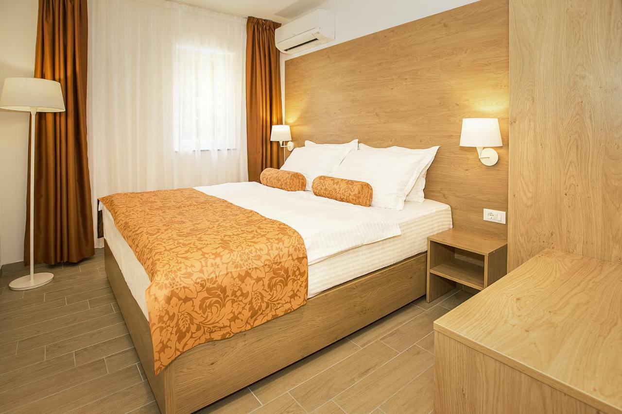 באסקה Residence Mediterraneo II מראה חיצוני תמונה